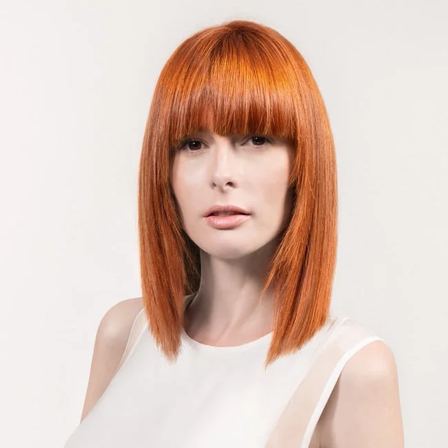 Femme coloration rousse