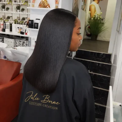 Sleek Pressed Power à Lyon : sublime les cheveux texturés afro